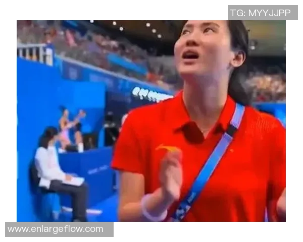 足球明星巅峰时刻高清照片展现他们的荣耀与激情瞬间